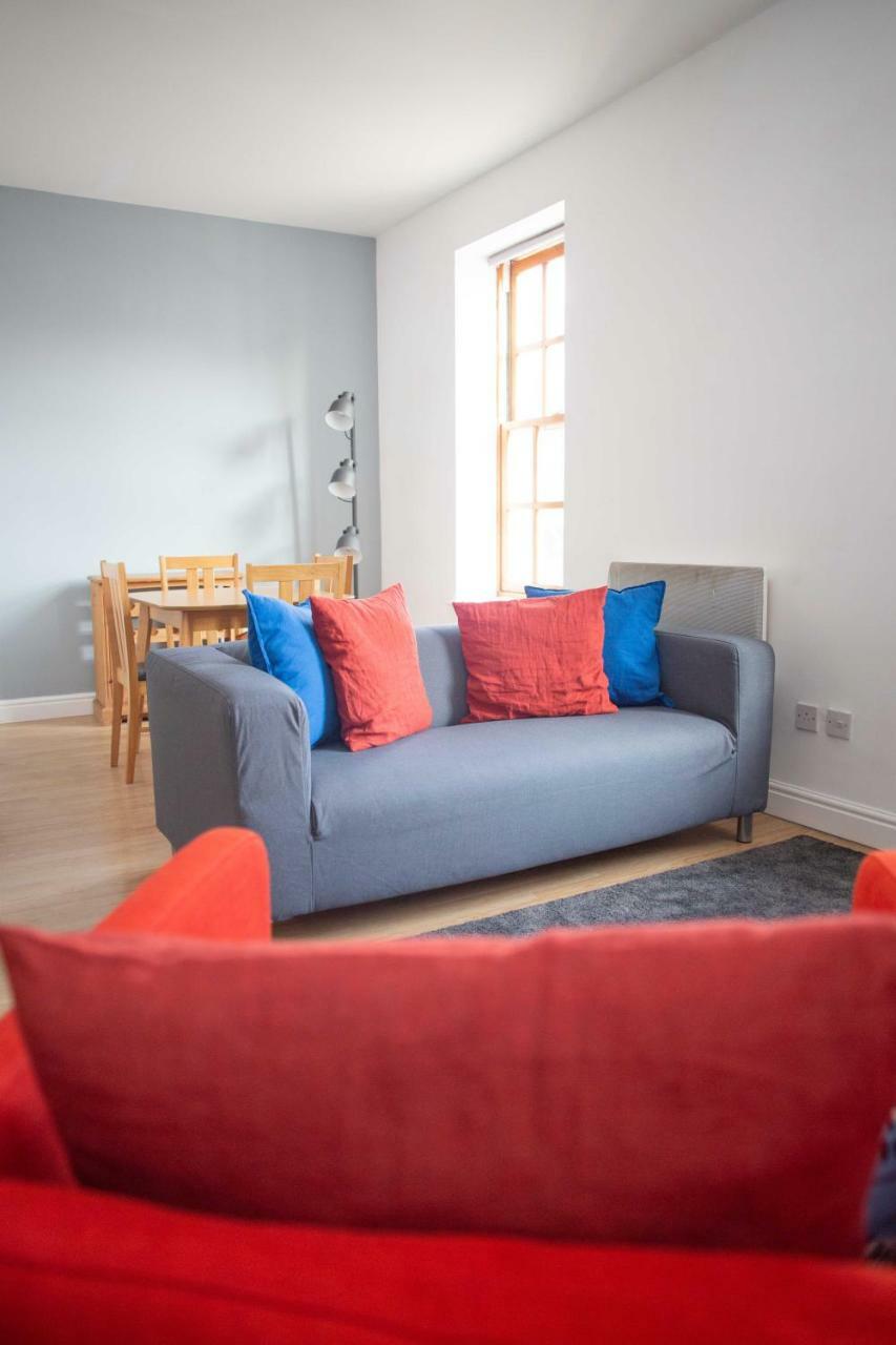 Quire Court Apartment Gloucester Exterior foto
