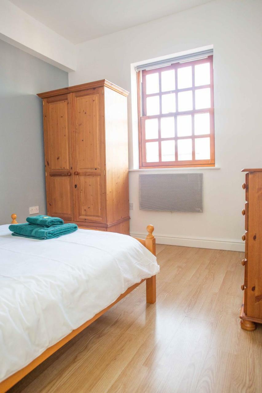 Quire Court Apartment Gloucester Exterior foto